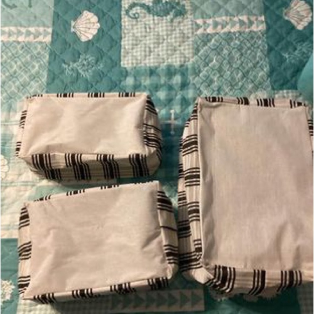 SUMMER & ROSE 3PC Collapsable and Nestable Storage Baskets - Picture 9 of 10